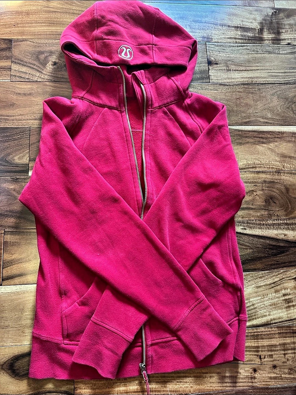 lululemon Scuba Full-Zip Hoodie red with gold zipper Size 12